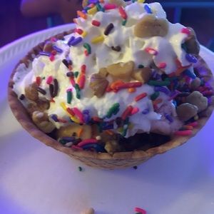 Meet your Posher, Tremayne